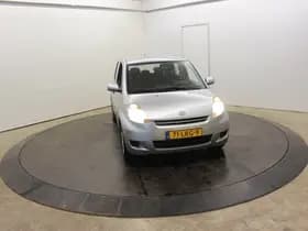 Daihatsu Sirion 2 1.0-12V 70PK Premium 5 Pers 5Drs Airco El Ramen APK 11-2026 thumbnail 64