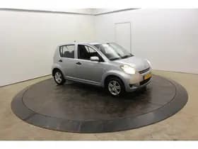 Daihatsu Sirion 2 1.0-12V 70PK Premium 5 Pers 5Drs Airco El Ramen APK 11-2026 thumbnail 10