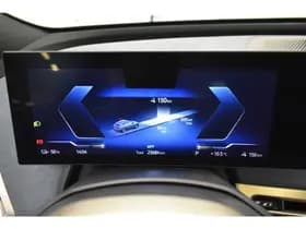 BMW IX xDrive40 High Exe Sport SOH 100% El Trek Pano Head Up Camera thumbnail 38