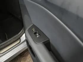 Kia Ceed 1.6 GDI PHEV DynamicPlusline thumbnail 34