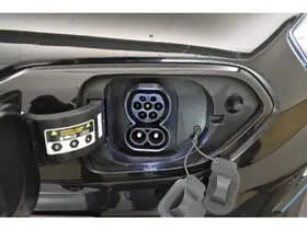 Kia E-Niro DynamicPlus 64 kWh 455Km SOH 100% Opendak Camera Stuur/Stoel verwarming thumbnail 6