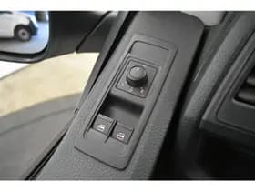 Volkswagen Transporter Kombi 2.0 TDI L2H1 9 Pers 2+2+2+3 BPM Vrij excl btw thumbnail 17