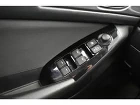 Mazda 3 2.0 SkyActiv-G 120 Camera Bose Head-up Winter pack Navi thumbnail 25