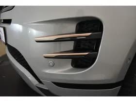 Land Rover Range Rover Evoque 1.5 P300e AWD R-Dynamic Black Pack 360°Cam Dual Vision Leder Mem-Seats thumbnail 9