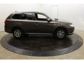 Mitsubishi Outlander 2.0 PHEV Business Edition thumbnail 6