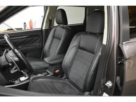 Mitsubishi Outlander 2.0 PHEV Business Edition thumbnail 7