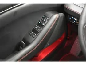 Ford Mustang Mach-E Premium AWD 75 kWh 271 Pk thumbnail 24