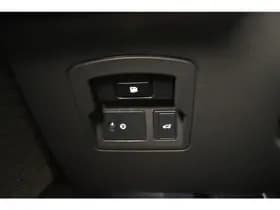 Land Rover Range Rover Velar 2.0 P400e R-Dynamic thumbnail 33