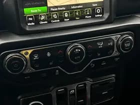 Jeep Wrangler Unlimited 4xe 380 Sahara thumbnail 26