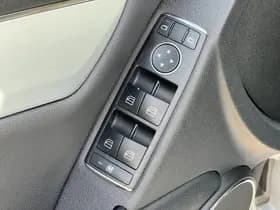 Mercedes-Benz C-Klasse 180 CGI Business Class Avantgarde thumbnail 16