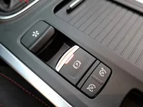 Renault Mégane 1.8 TCe 300 RS Trophy thumbnail 17