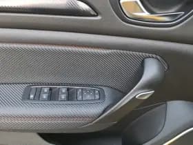 Renault Mégane 1.8 TCe 300 RS Trophy thumbnail 23