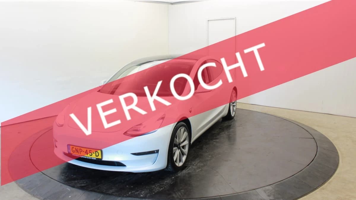 Tesla Model 3 Long Range AWD 75 kWh — foto 1