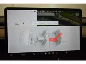 Tesla Model 3 Long Range AWD 75 kWh thumbnail 21