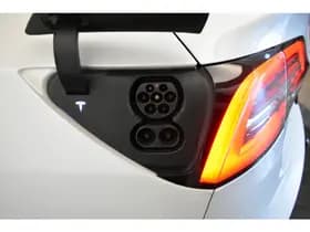 Tesla Model 3 Long Range AWD 75 kWh thumbnail 26