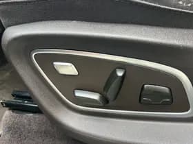 Renault Espace 1.6 TCe Initiale Paris 5p. thumbnail 11