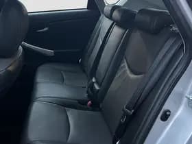 Toyota Prius 1.8 Plug-in Executive Business thumbnail 18