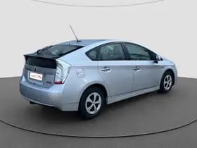 Toyota Prius 1.8 Plug-in Executive Business thumbnail 3