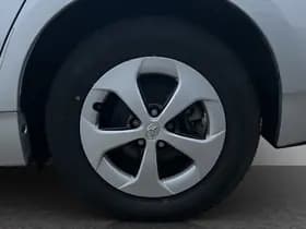 Toyota Prius 1.8 Plug-in Executive Business thumbnail 5