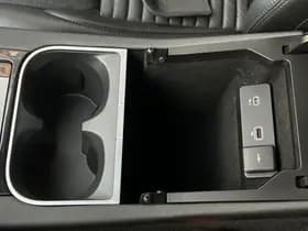 Land Rover Discovery Sport P300e 1.5 R-Dynamic SE thumbnail 19