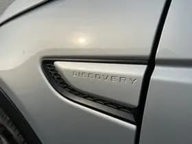 Land Rover Discovery Sport P300e 1.5 R-Dynamic SE thumbnail 27