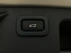 Land Rover Discovery Sport P300e 1.5 R-Dynamic SE thumbnail 9