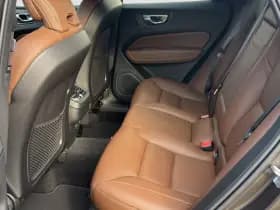 Volvo XC60 2.0 B5 Momentum Exclusive thumbnail 10