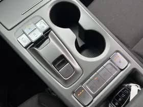 Hyundai KONA EV Fashion Design 39 kWh thumbnail 5