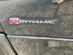 Land Rover Discovery Sport P300e 1.5 R-Dynamic SE thumbnail 24