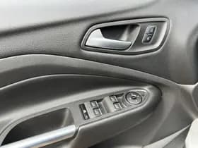 Ford Kuga 1.5 Titanium thumbnail 11