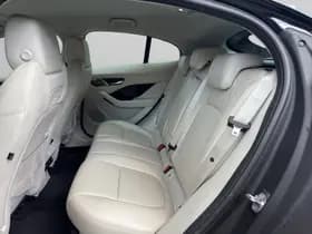 Jaguar I-PACE EV400 SE 90 kWh thumbnail 22