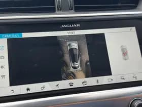 Jaguar I-PACE EV400 SE 90 kWh thumbnail 4