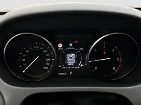 Land Rover Discovery Sport 2.0 TD4 HSE Luxury thumbnail 11