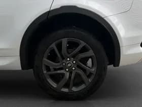 Land Rover Discovery Sport 2.0 TD4 HSE Luxury thumbnail 20