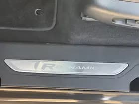 Land Rover Range Rover Velar 2.0 P400e R-Dynamic thumbnail 11