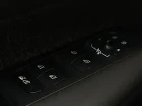 Volvo XC40 Recharge Plus thumbnail 11