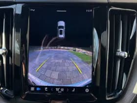 Volvo XC60 2.0 Recharge T8 AWD R-Design thumbnail 7