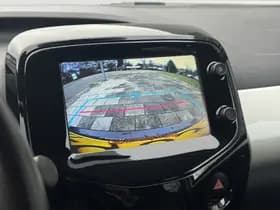 Toyota Aygo 1.0 VVT-i X-Joy thumbnail 4