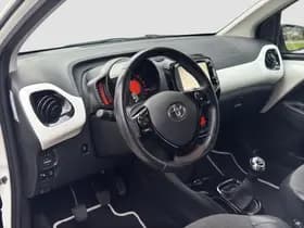 Toyota Aygo 1.0 VVT-i X-Joy thumbnail 9