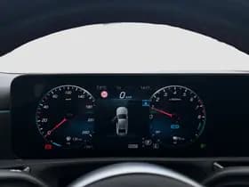 Mercedes-Benz A-Klasse 250 e AMG Premium Plus thumbnail 14
