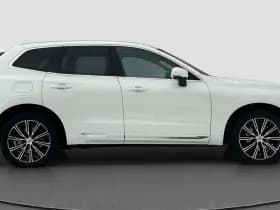 Volvo XC60 2.0 T8 Twin Engine AWD Inscription thumbnail 2