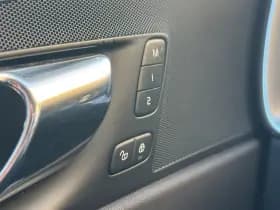 Volvo XC60 2.0 T8 Twin Engine AWD Inscription thumbnail 13