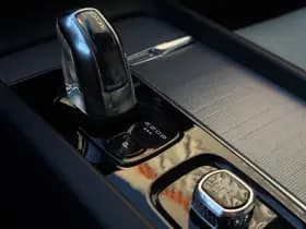 Volvo XC60 2.0 T8 Twin Engine AWD Inscription thumbnail 19