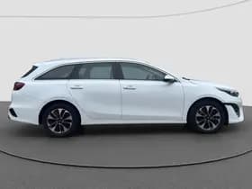 Kia Ceed Sportswagon 1.6 GDI PHEV DynamicPlusLine thumbnail 2