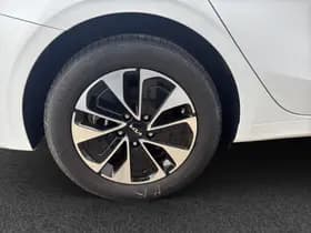 Kia Ceed Sportswagon 1.6 GDI PHEV DynamicPlusLine thumbnail 19