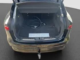 Jaguar F-Pace P400e R-Dynamic SE thumbnail 26