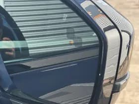 Jaguar F-Pace P400e R-Dynamic SE thumbnail 4