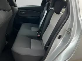 Toyota Yaris 1.5 VVT-i Active thumbnail 24