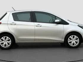 Toyota Yaris 1.5 VVT-i Active thumbnail 4