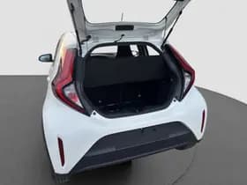Toyota Aygo X 1.0 VVT-i MT Play thumbnail 13